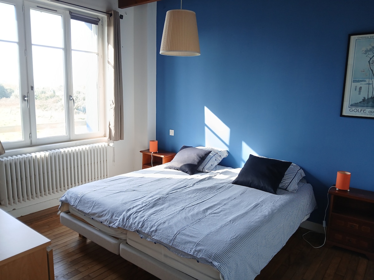 غرفة النوم 2