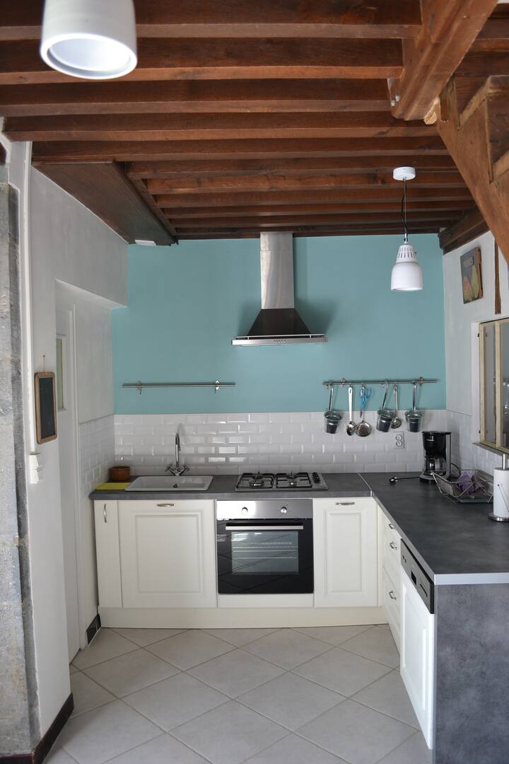 Morvan En Bourgogne :  La Jotine . 3 éToiles - Bourgogne-Franche-Comté