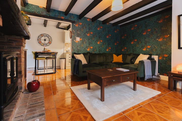 Yarm High Street Long Stay Available/ Free Parking - Stockton-on-Tees