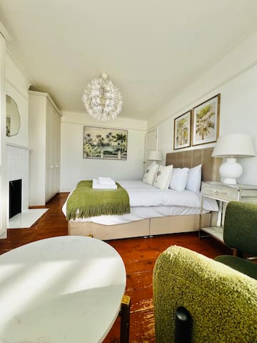 4 Beds 3 Bath House with Parking gallery image 5