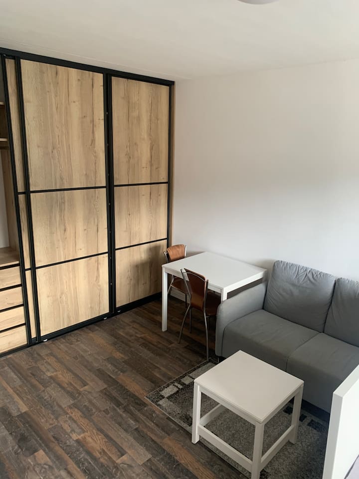 Your Home 4 (With Free Parking) - Košice