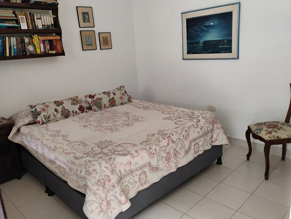 Cómoda Habitación María Victoria Bed and breakfasts en renta en Honda