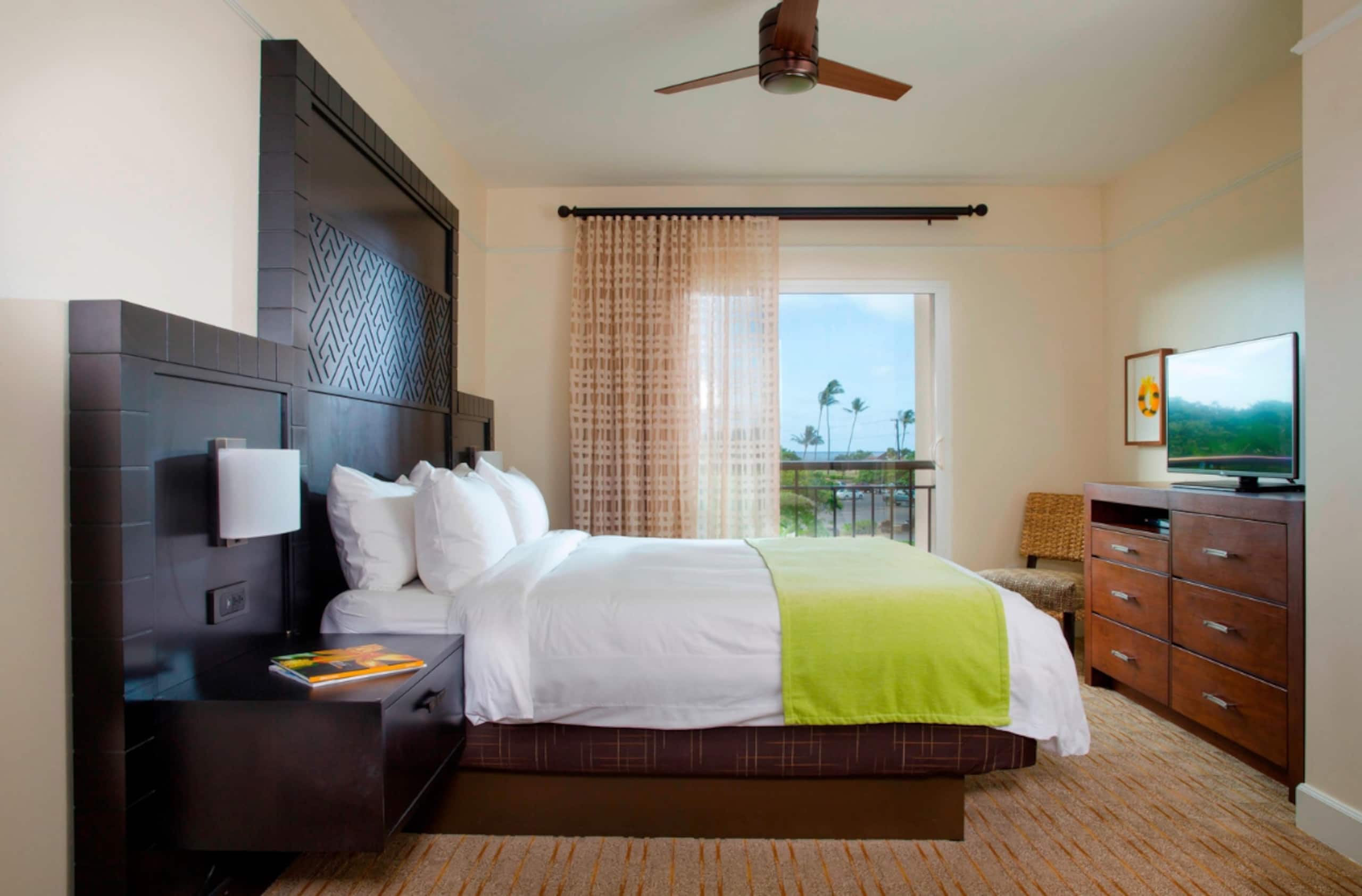 2 BR Villa @ Marriott's Waiohai Beach Club! - Image 8