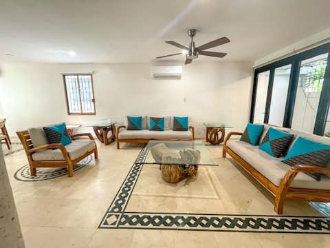 Top Airbnb: La Cabaña del Capitán in Plaza Machado in Mazatlán