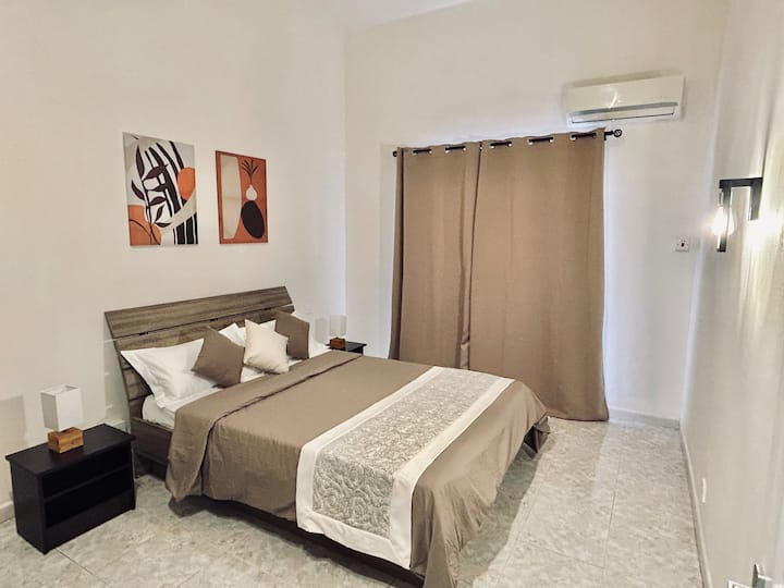 საძინებელი 1