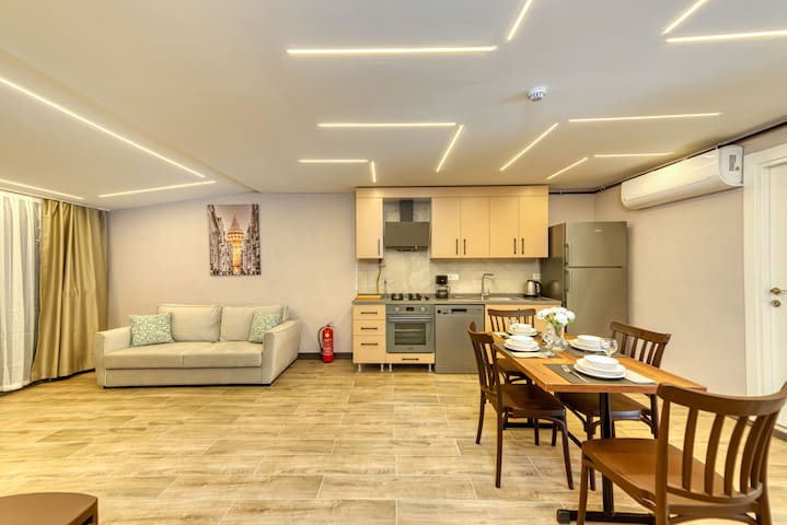 2 Bedroom 1 Living Room Flat with Turkish Bath