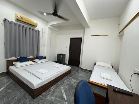 Vinvarun Illam 1BHK Fully Furnished