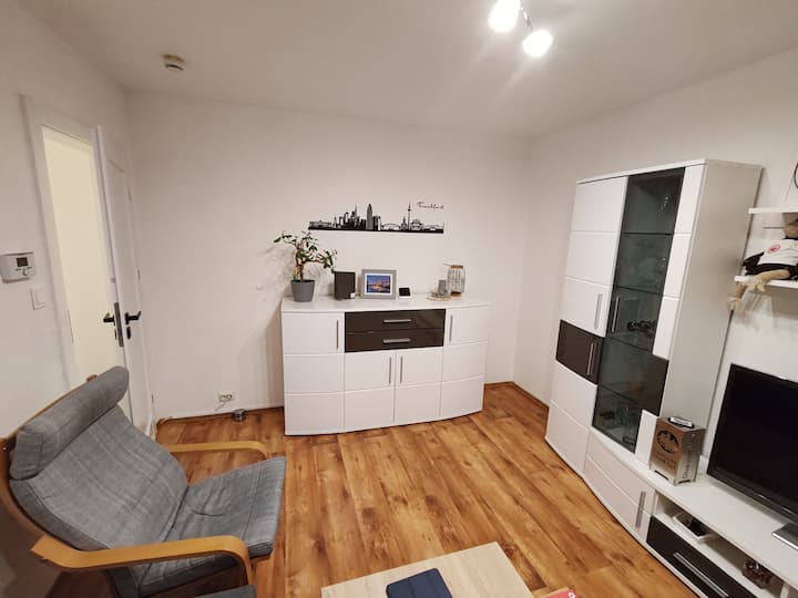 2-zimmer Wohnung 47m2 Renoviert 3-4 Personen - Frankfurt