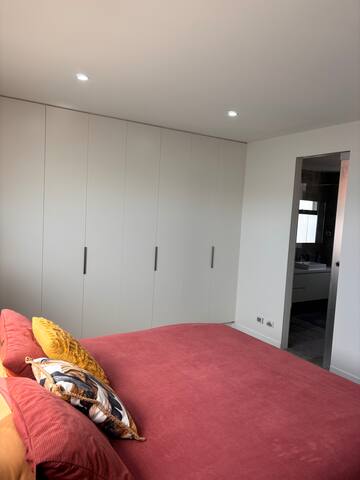 Albert Park on the beach gallery image 2