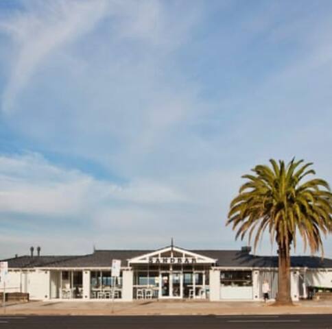 Albert Park on the beach gallery image 5