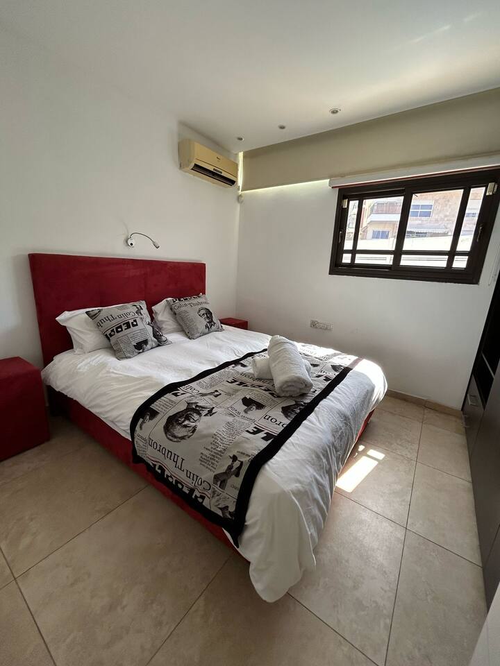 ห้องพักชั้นล่างใกล้ทางเข้า 