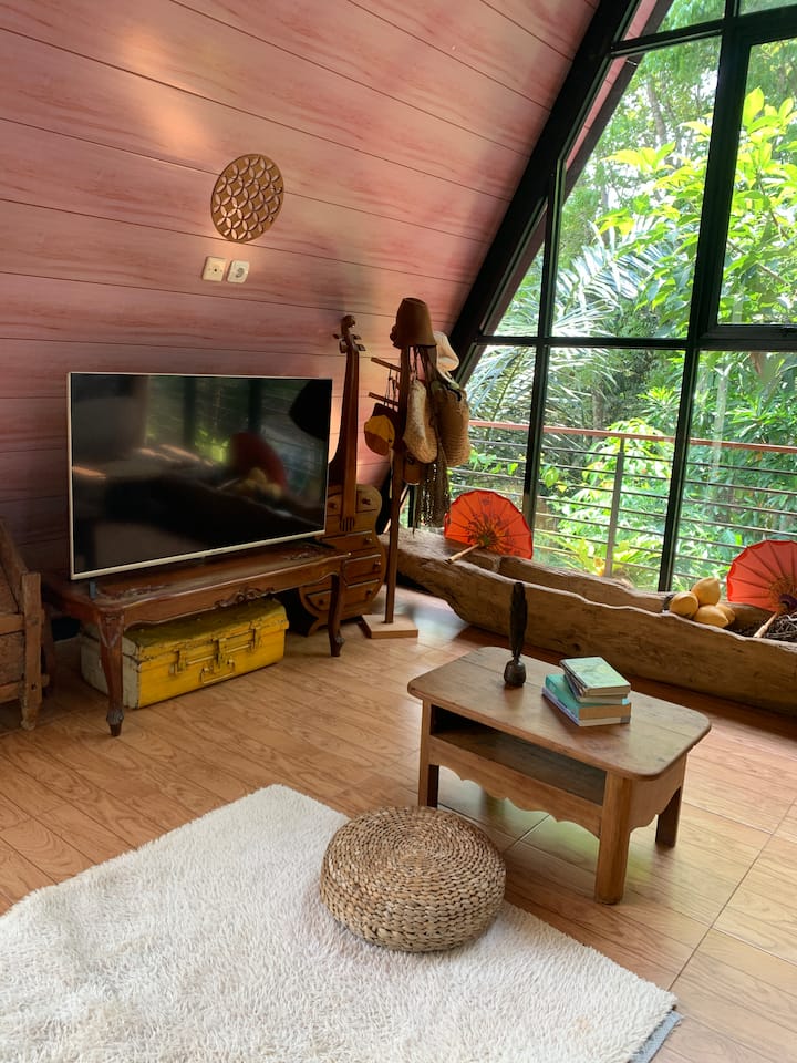 Saung Kawung Cabin & Farm - Cabin In The Woods - Ciamis