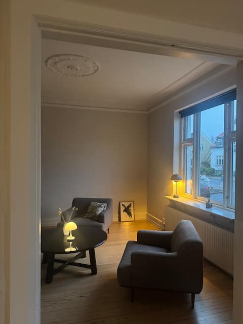 Centrally located villa