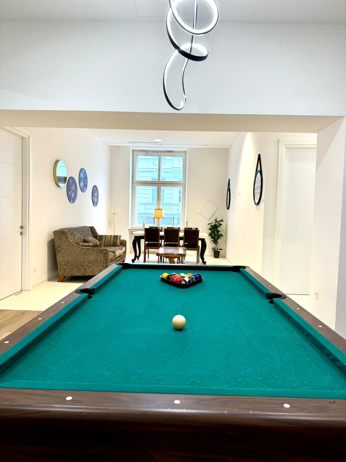 Living room image 5