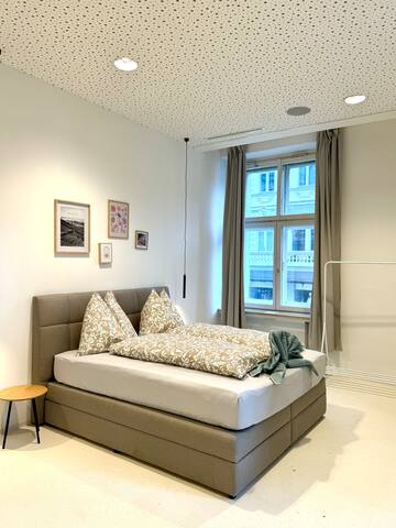 Opera Apartment 149 m2 gallery image 5