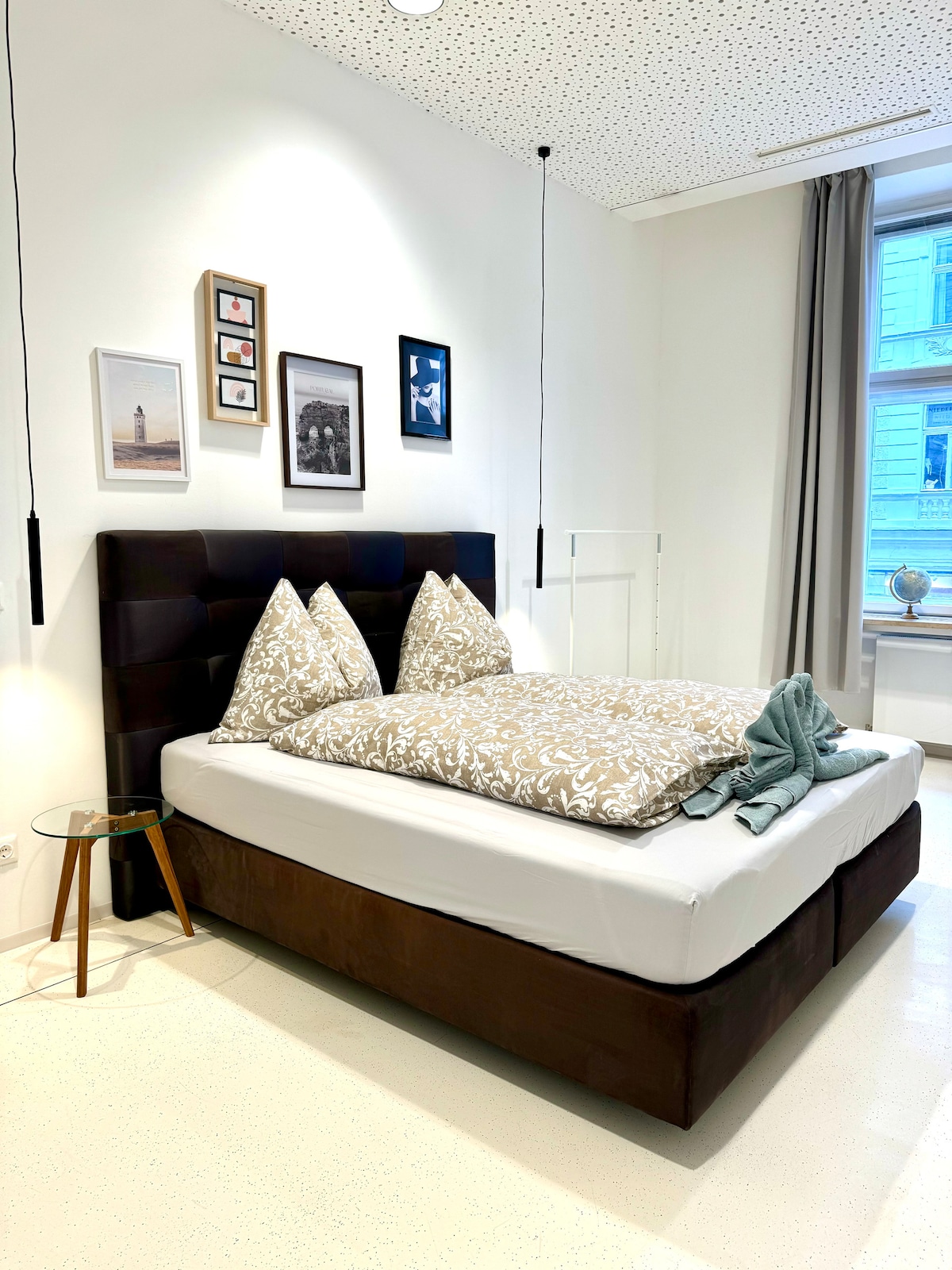 Bedroom 3 image 1