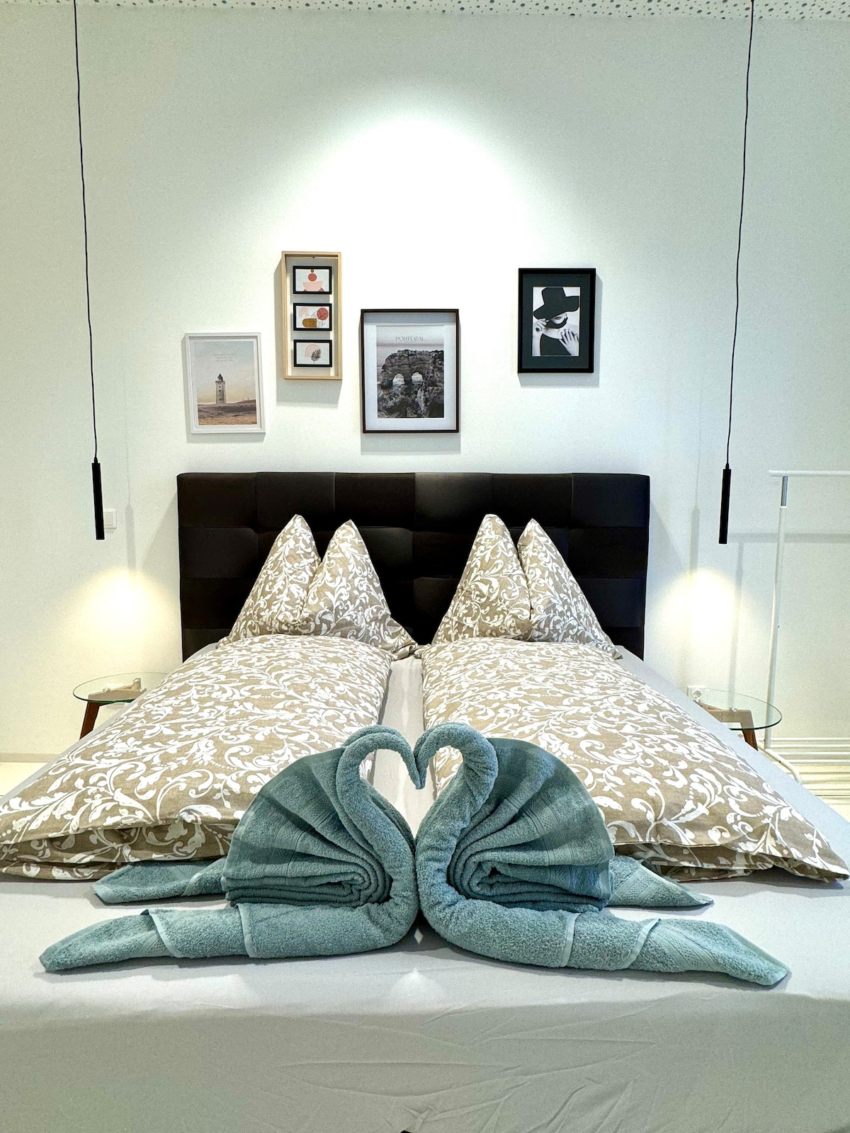 Bedroom 3 image 3