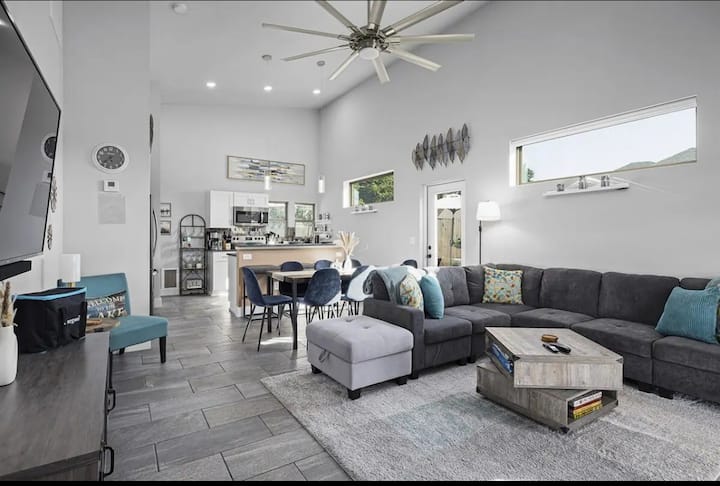Hot Tub/cold Plunge Family Friendly Stylish & Cozy - Canyon Lake, TX