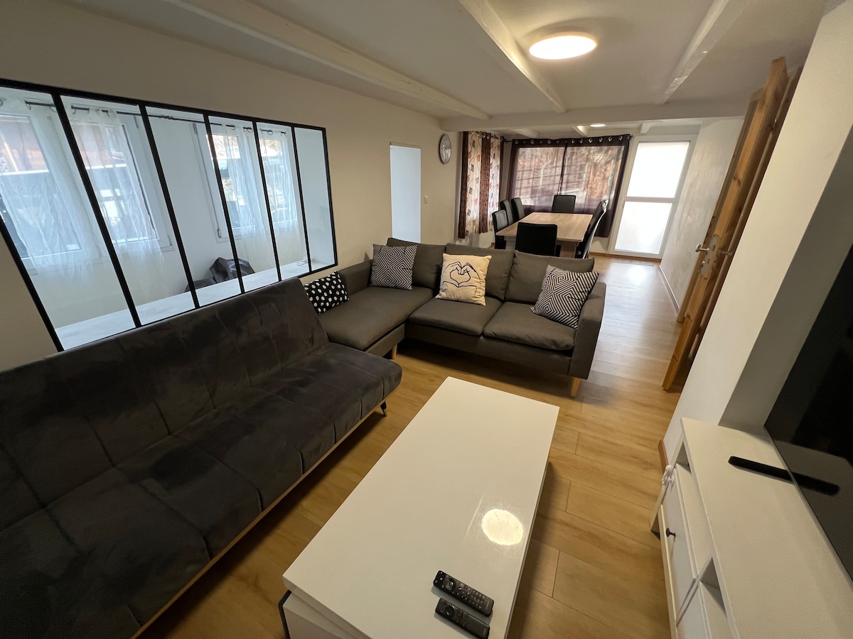 Top performing Airbnb: Royal palace of leysin in Leysin