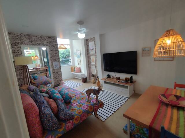 Lindo apartamento de2 quartos no coração do Leblon