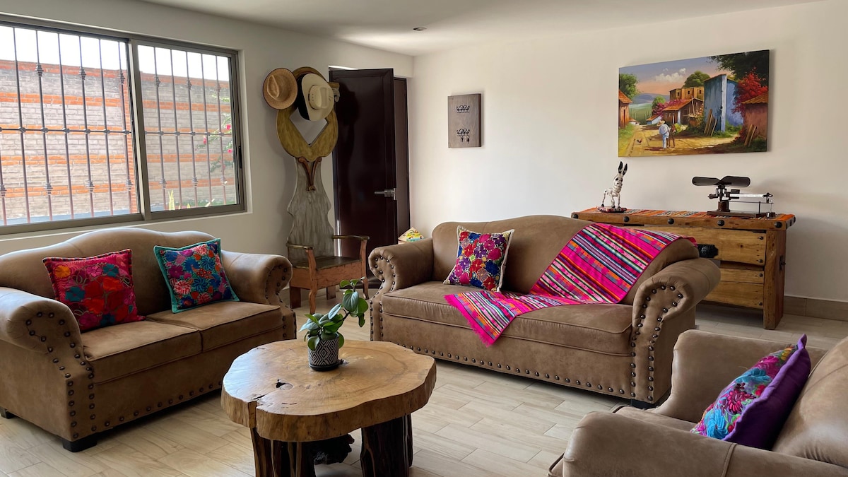 Anuncio de Airbnb popular: Casa de campo Anselmo en Lagos De Moreno