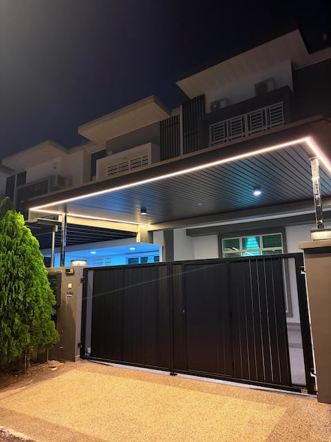 MountAustin 4BR perfect for 12 pax group