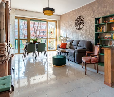Annuncio Airbnb popolare: "The Leaf" veranda | 2 BR 90 mq | 5 min from tube a Milano