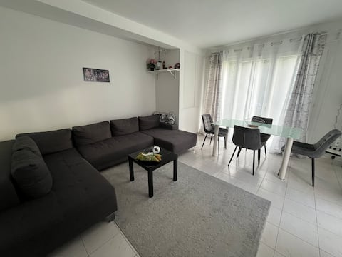 Annonce Airbnb populaire: 2 bedroom apartment near Paris and Disneyland à Champigny Sur Marne