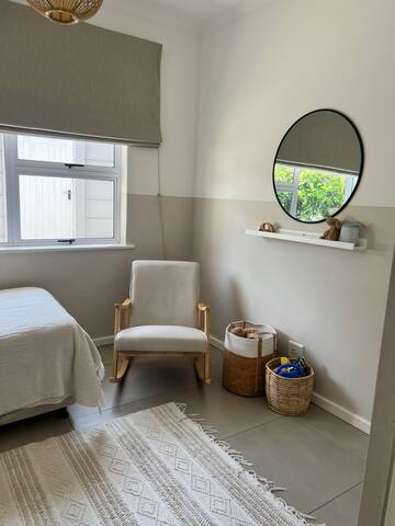 Rose Lounge Escape gallery image 5