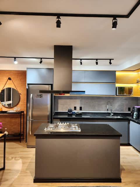 Entire apartment, near USP/CPO/HRAC