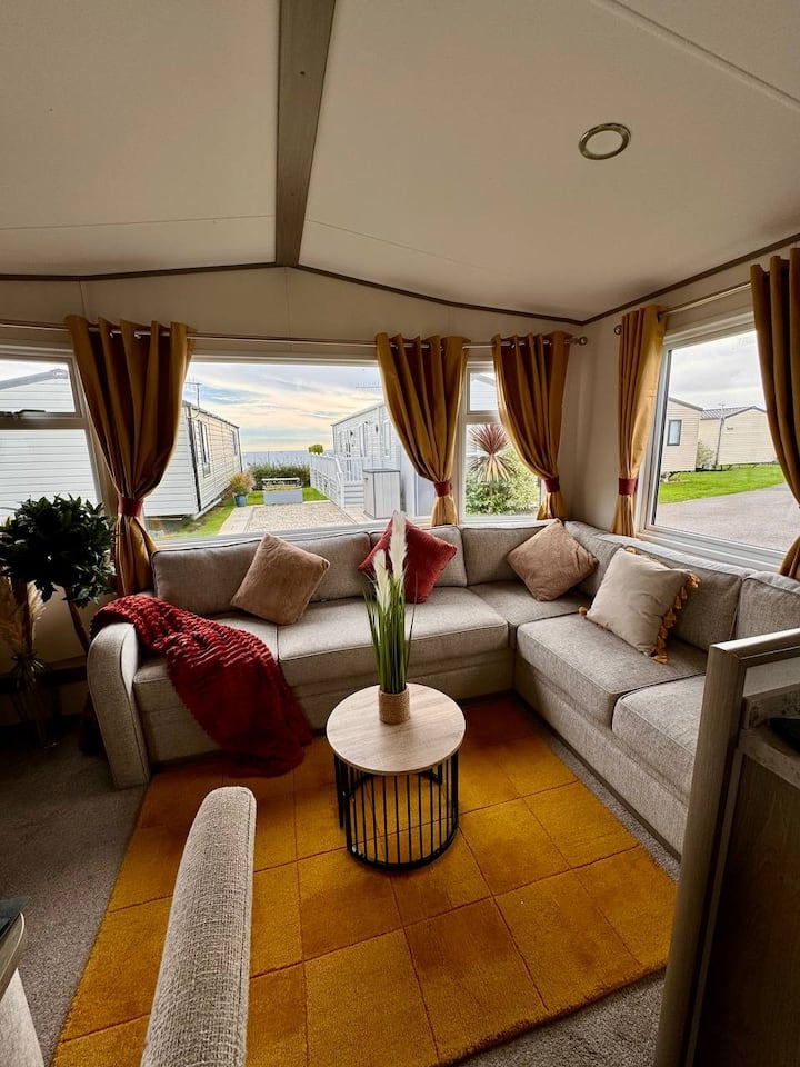 მისაღები სივრცე