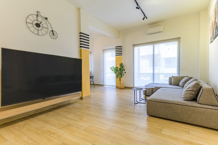The Hall 2-br / Gemmayze - Bejrut