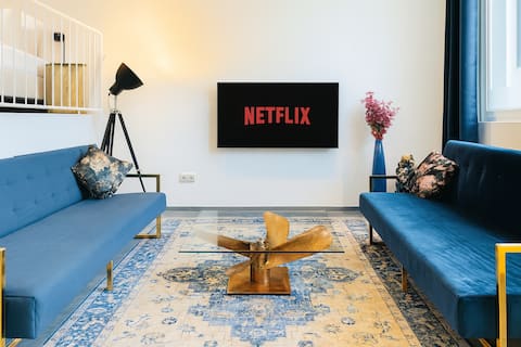 Erfolgreiche Airbnb-Immobilie: Atelier-Loft - Living with Art in Wuppertal