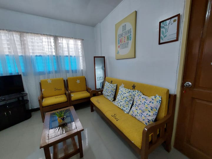 Charming Home (2br+for Budget Travellers+big Grps) - Davao City