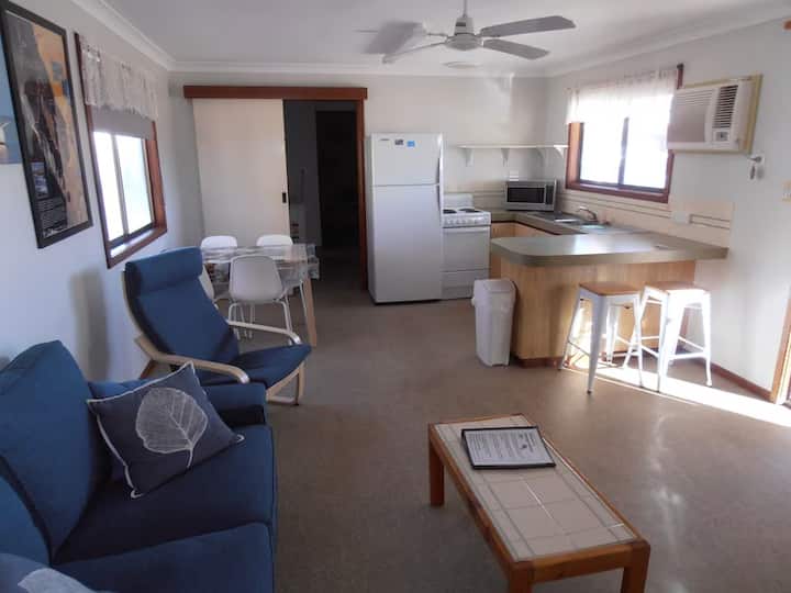 Hartog Cottage 2 - Shark Bay