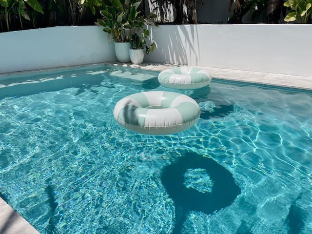 La Palma – Coolum Beach Retreat