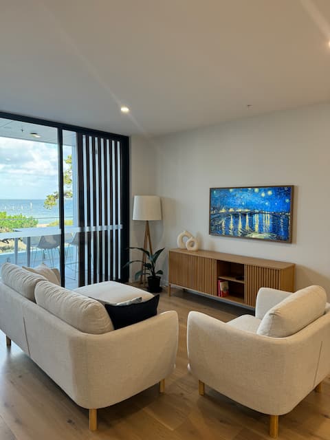 Top performing Airbnb: Absolute Waterfront Luxury Apartment 104 in St Leonards