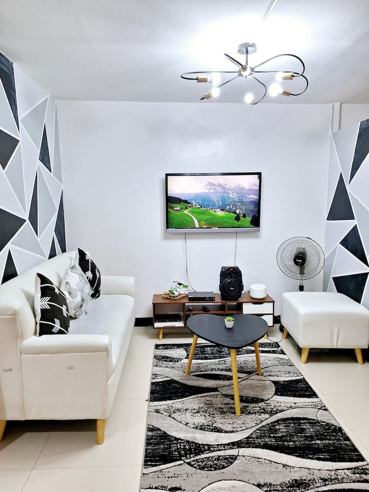 2 Br Staycation @ Hampton By K&r - Imus
