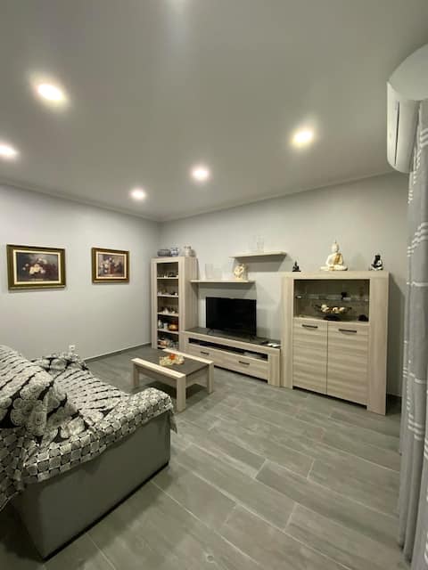 Popular Airbnb listing: Quiet house in center Algarve 3 bedroom in Silves