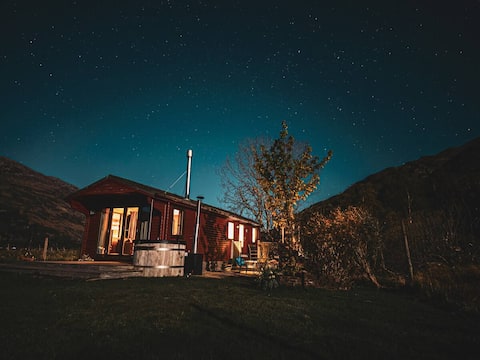 Kintail Log Cabin