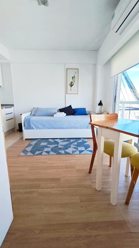 Top performing Airbnb: Beautiful view of Buenos Aires: Studio in Palermo, with pool in Recoleta