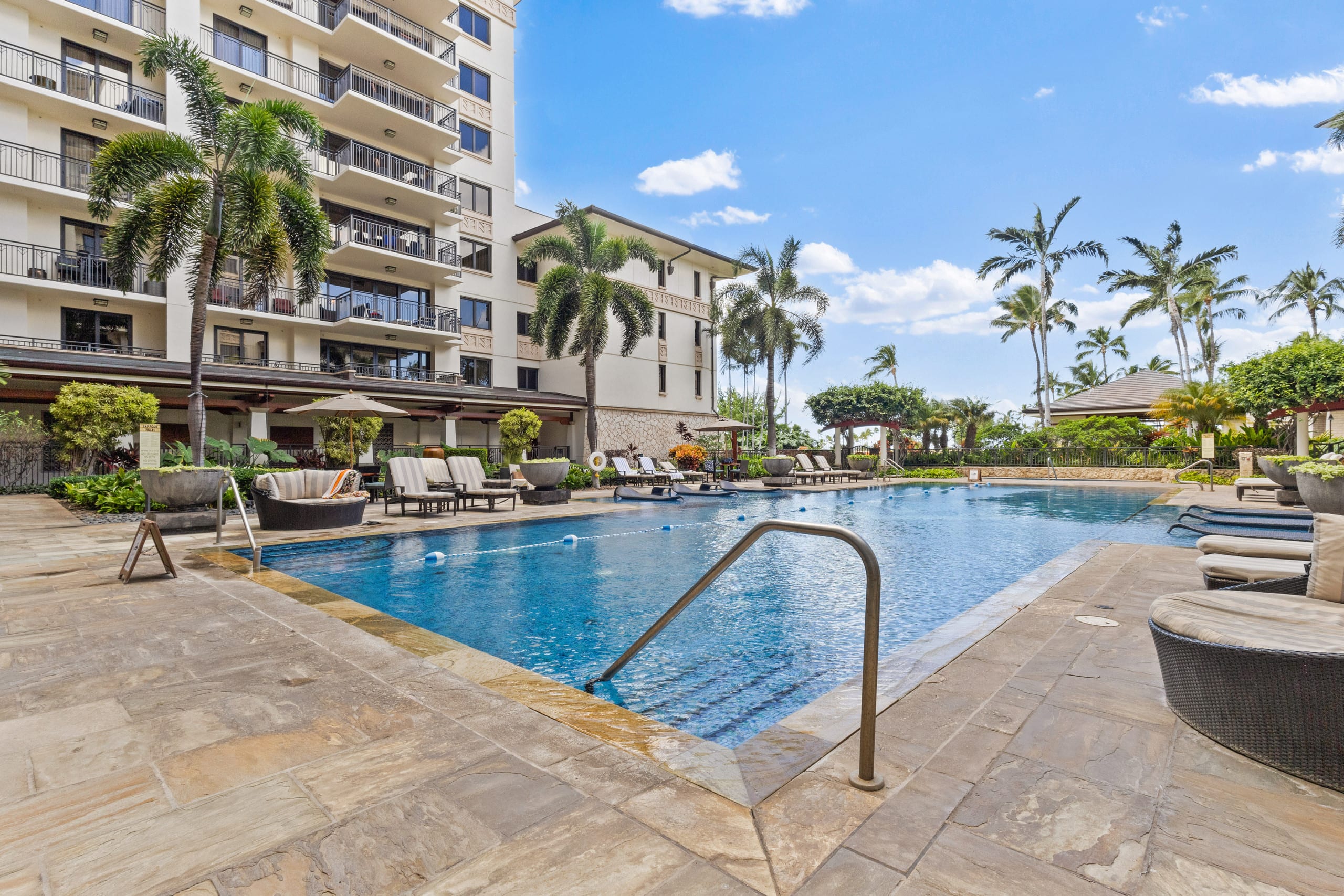 Condo in Kapolei · ★5.0 · 2 bedrooms · 4 beds · 2 private baths - Image 53