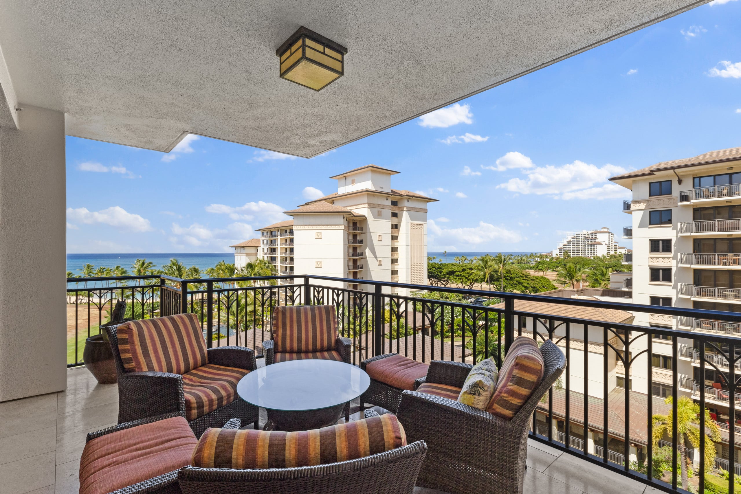 Condo in Kapolei · ★5.0 · 2 bedrooms · 4 beds · 2 private baths - Image 10