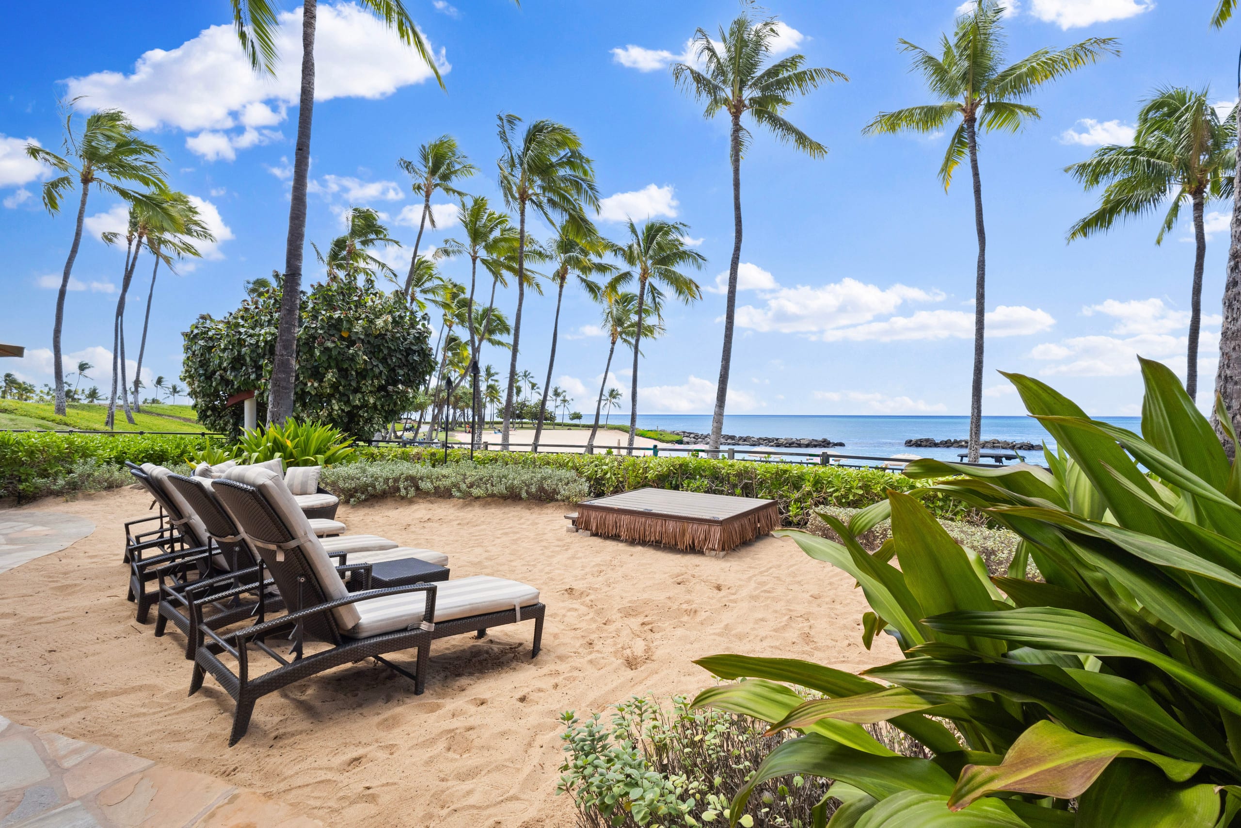Condo in Kapolei · ★5.0 · 2 bedrooms · 4 beds · 2 private baths - Image 56