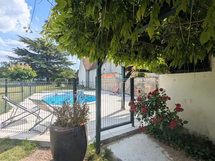Gîte Vintage Avec Piscine – Zoo De Beauval - Indre
