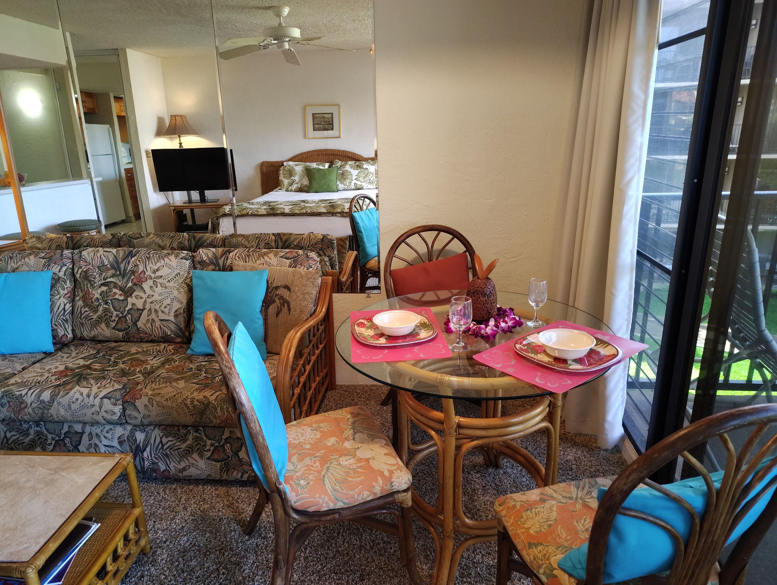 Condo in Lahaina · ★4.8 · Studio · 2 beds · 1 private bath - Image 4