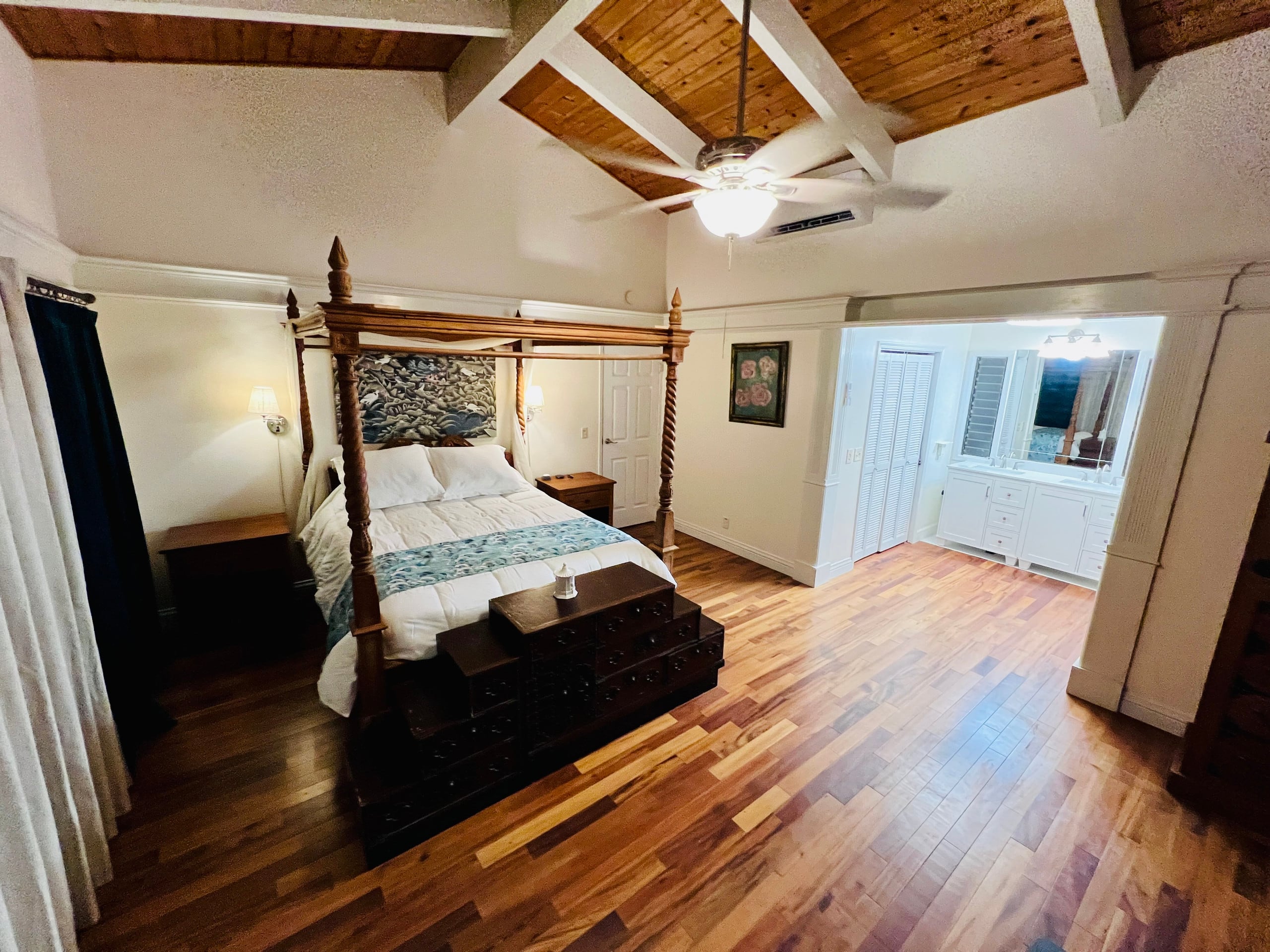 Home in Kailua-Kona · ★4.9 · 3 bedrooms · 5 beds · 2.5 baths - Image 11