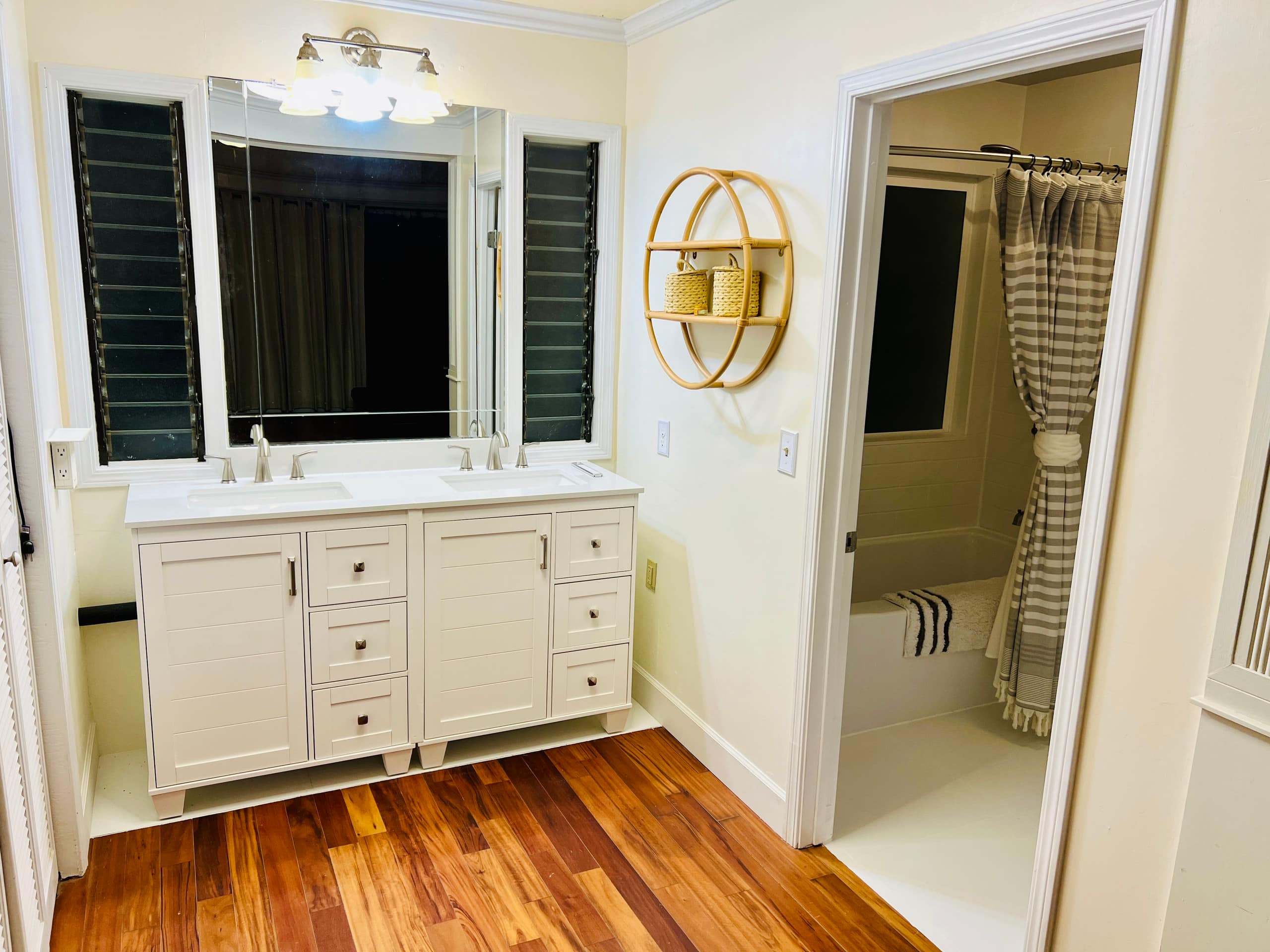 Home in Kailua-Kona · ★4.9 · 3 bedrooms · 5 beds · 2.5 baths - Image 18