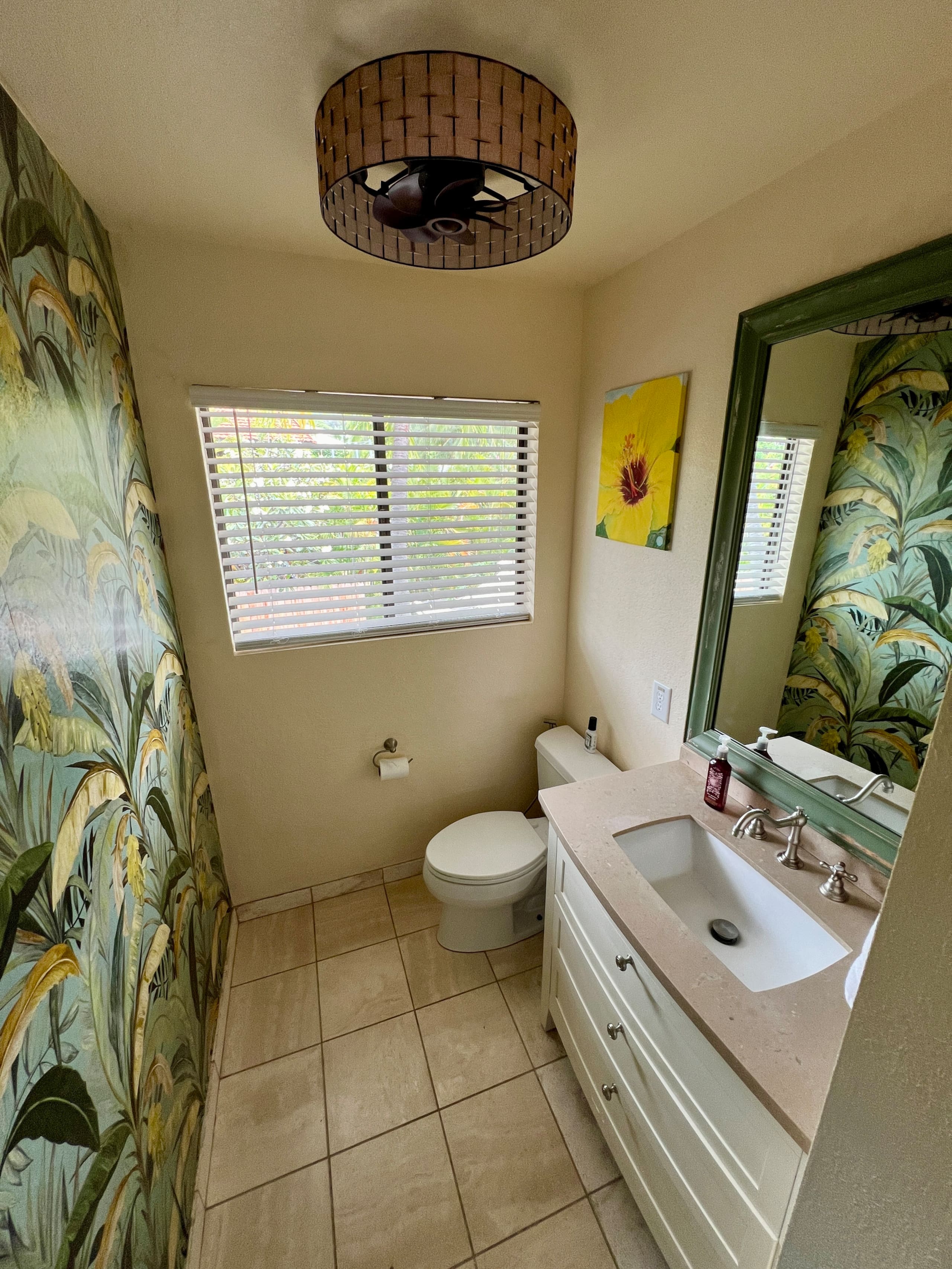 Home in Kailua-Kona · ★4.9 · 3 bedrooms · 5 beds · 2.5 baths - Image 24