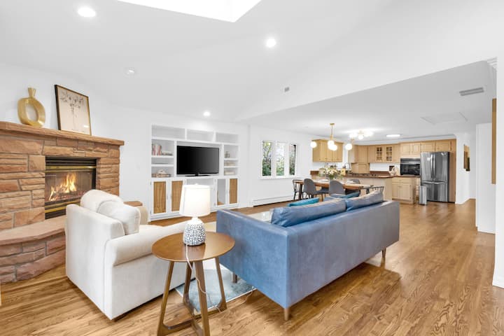 Walk To Cu & Folsom Field | 3brm Chautauqua Oasis - Boulder, CO